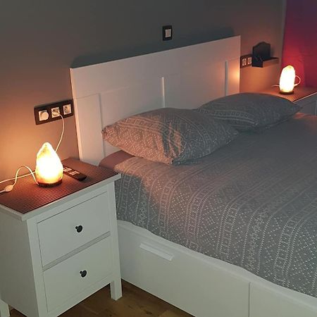 Location Court Terme Bed and Breakfast Namur Exteriör bild