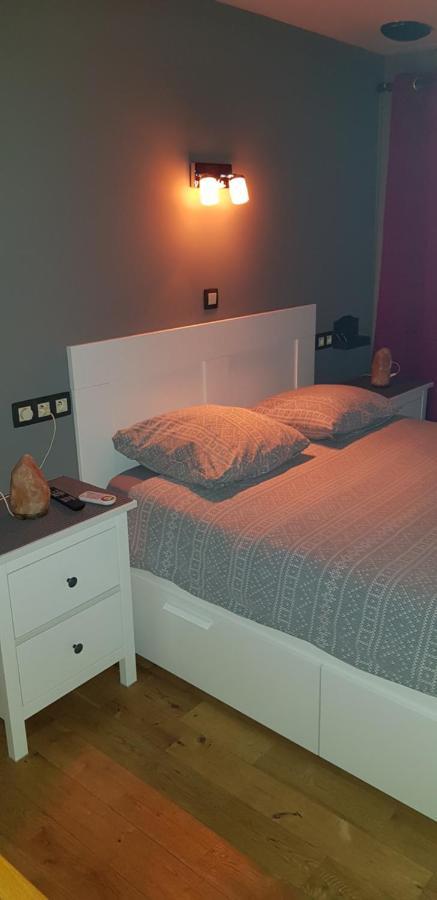 Location Court Terme Bed and Breakfast Namur Exteriör bild
